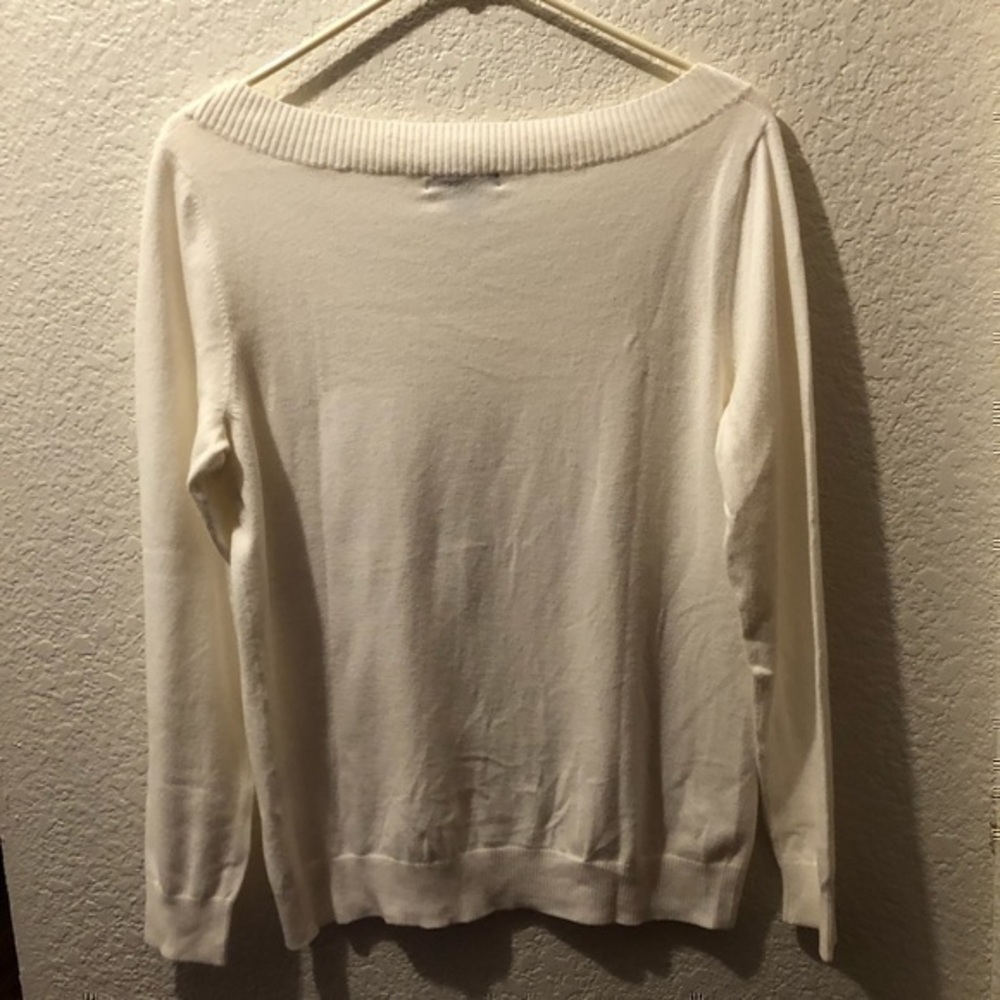 Lands End women’s white sweater - Picture 9 of 9